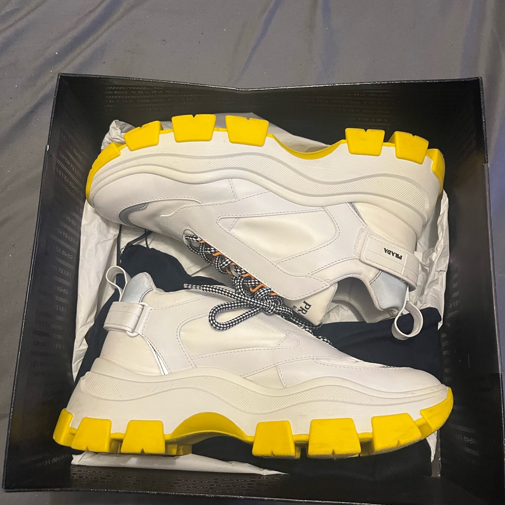 Prada Calzature Uomo Sneakers. Size 11 With Box An Dust Bag
